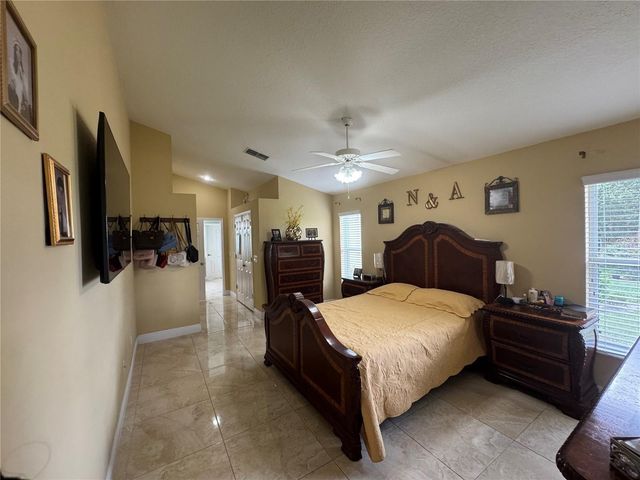 701 WHITE IVEY COURT, Apopka, FL 32712