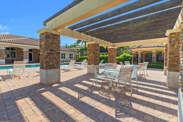 170 Sword Fern Place, Wellington, FL 33414