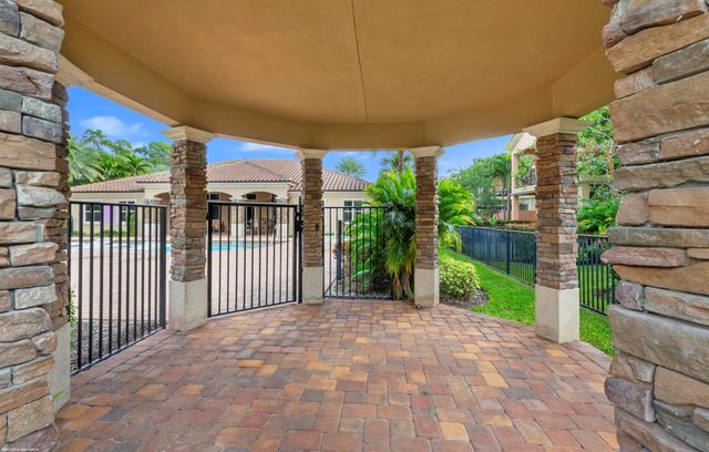 170 Sword Fern Place, Wellington, FL 33414