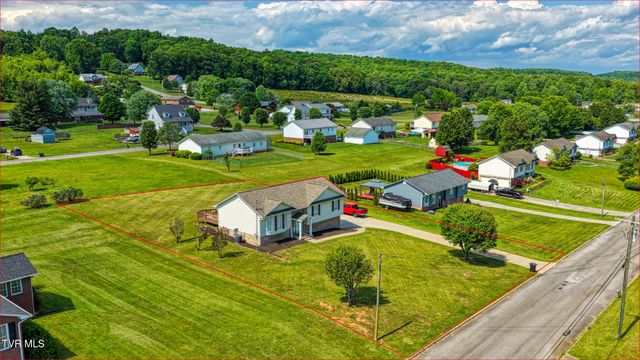 135 Lauren Drive, Rogersville, TN 37857