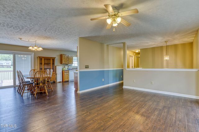 135 Lauren Drive, Rogersville, TN 37857