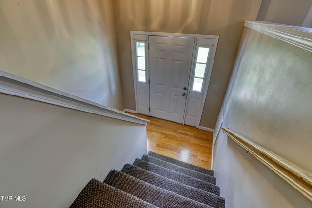 135 Lauren Drive, Rogersville, TN 37857