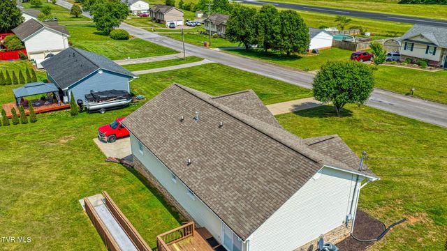 135 Lauren Drive, Rogersville, TN 37857