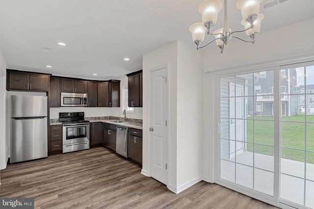 0 H ST #11, Carlisle, PA 17013