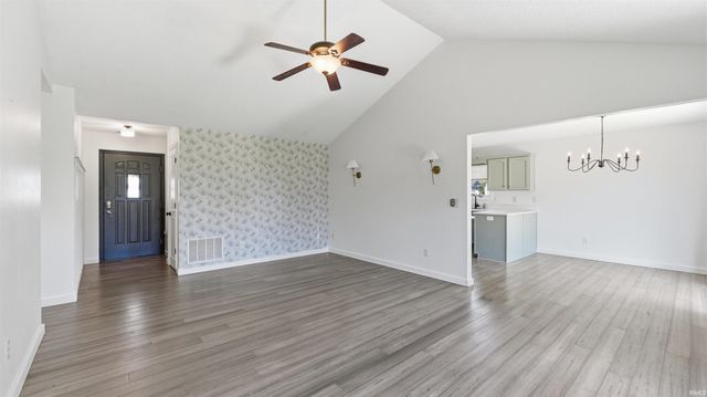 360 Hillside Avenue, Roanoke, IN 46783