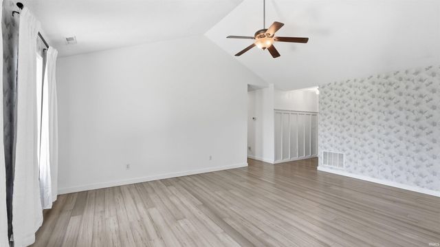360 Hillside Avenue, Roanoke, IN 46783