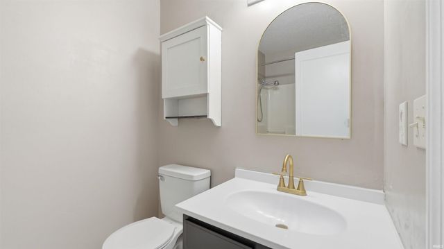360 Hillside Avenue, Roanoke, IN 46783