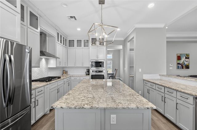 726 Papa Mori Dr, Corpus Christi, TX 78414