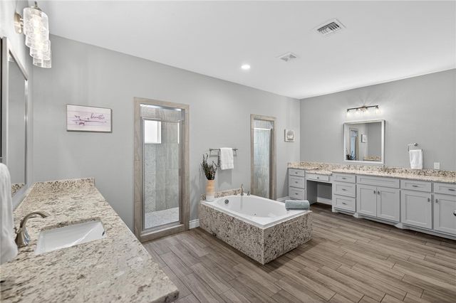 726 Papa Mori Dr, Corpus Christi, TX 78414