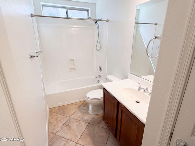 5032 W YEARLING Road, Phoenix, AZ 85083