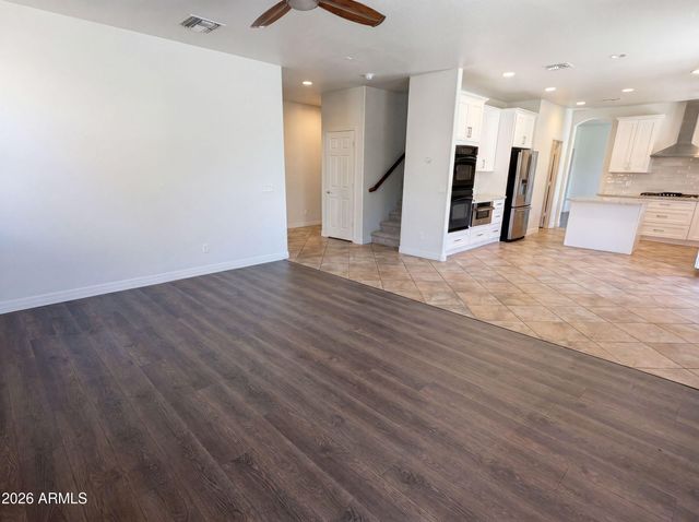 5032 W YEARLING Road, Phoenix, AZ 85083