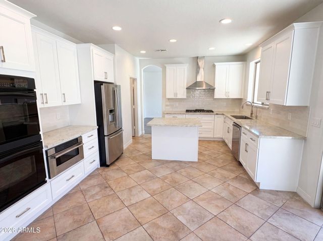5032 W YEARLING Road, Phoenix, AZ 85083