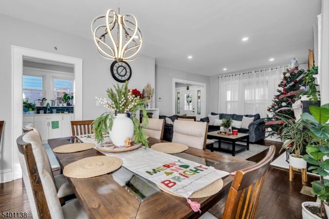 320 Pine St, Roselle Boro, NJ 07203