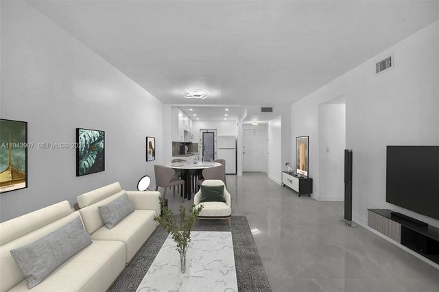 1201 Hillcrest Ct 102 102, Hollywood, FL 33021