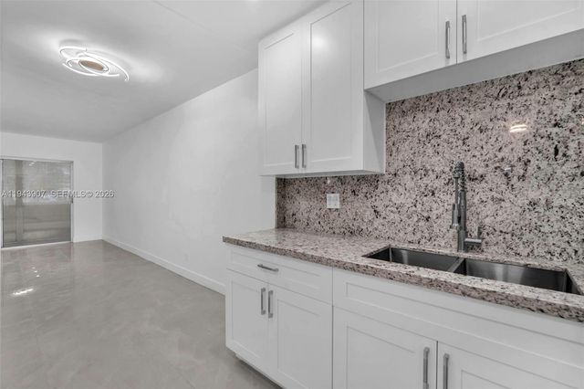 1201 Hillcrest Ct 102 102, Hollywood, FL 33021