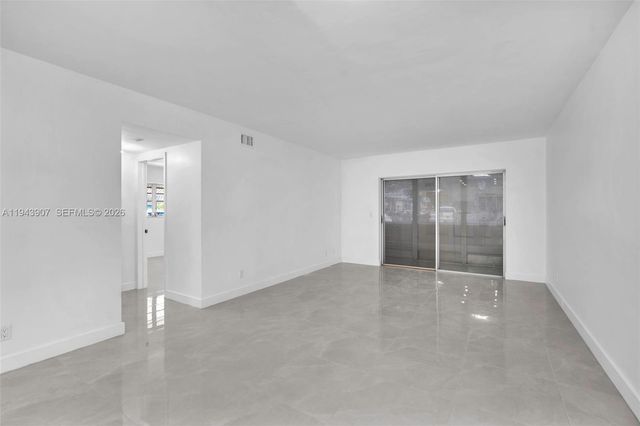 1201 Hillcrest Ct 102 102, Hollywood, FL 33021