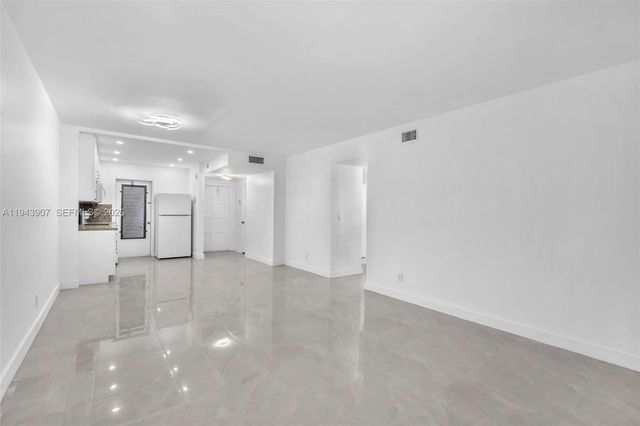 1201 Hillcrest Ct 102 102, Hollywood, FL 33021
