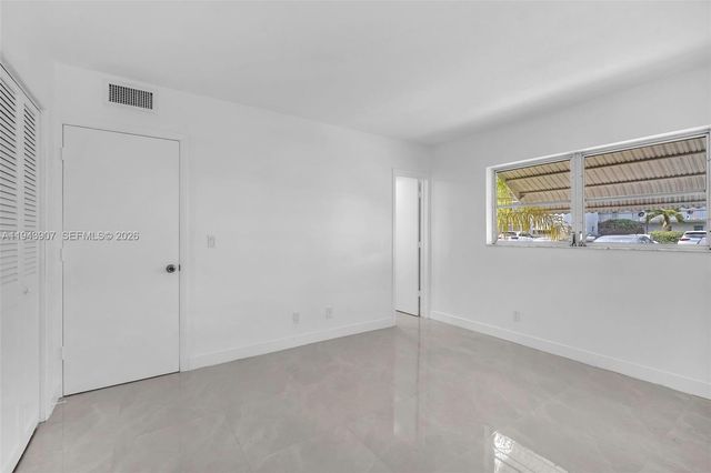 1201 Hillcrest Ct 102 102, Hollywood, FL 33021