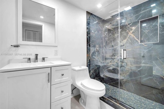 1201 Hillcrest Ct 102 102, Hollywood, FL 33021
