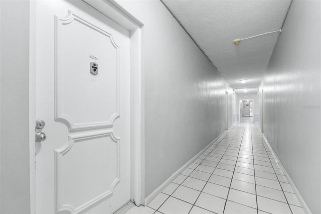 4606 W GRAY STREET 107, Tampa, FL 33609