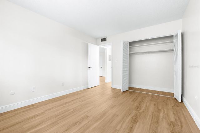 4606 W GRAY STREET 107, Tampa, FL 33609