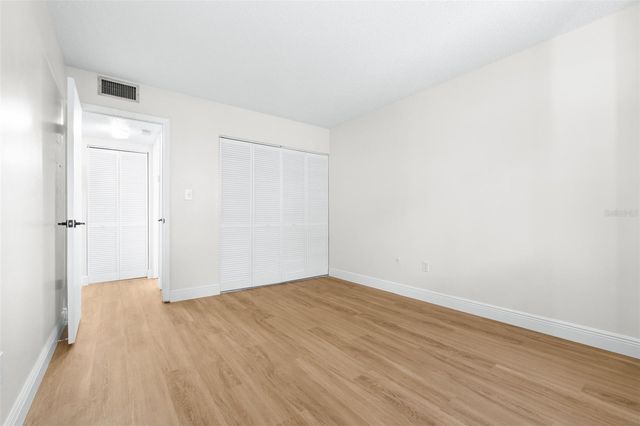 4606 W GRAY STREET 107, Tampa, FL 33609