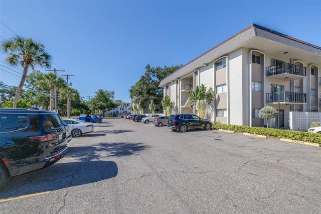 4606 W GRAY STREET 107, Tampa, FL 33609