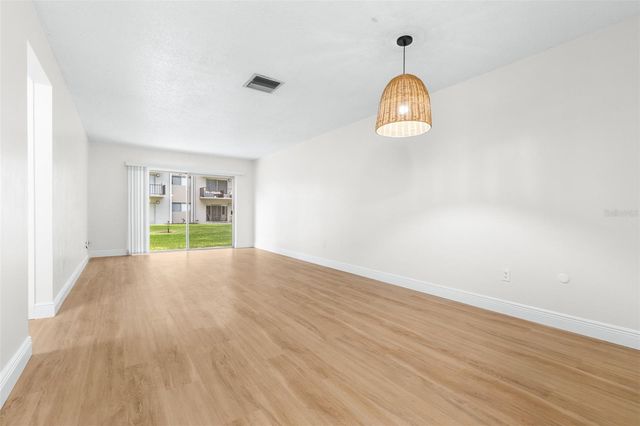 4606 W GRAY STREET 107, Tampa, FL 33609