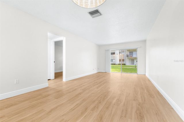 4606 W GRAY STREET 107, Tampa, FL 33609