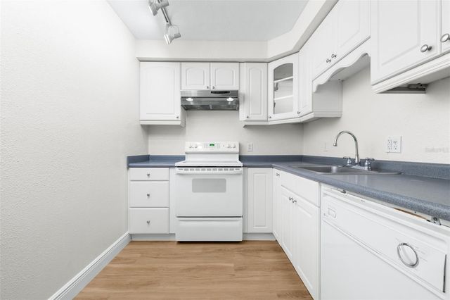 4606 W GRAY STREET 107, Tampa, FL 33609