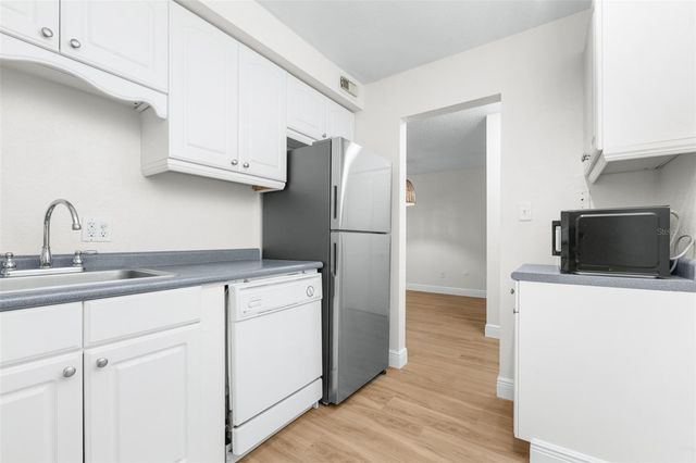 4606 W GRAY STREET 107, Tampa, FL 33609