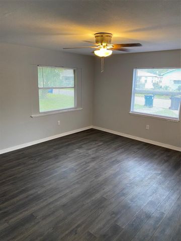 2525 IMLAY COURT S, St Petersburg, FL 33705