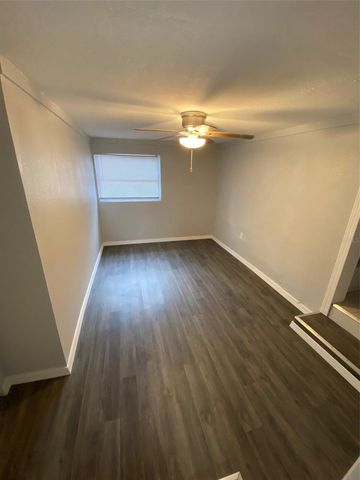 2525 IMLAY COURT S, St Petersburg, FL 33705