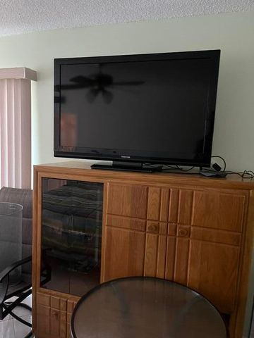 457 Flanders 457, Delray Beach, FL 33484