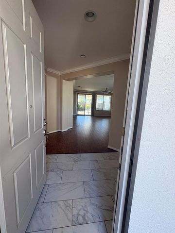 1848 Blackbird Ln, Lincoln, CA 95648