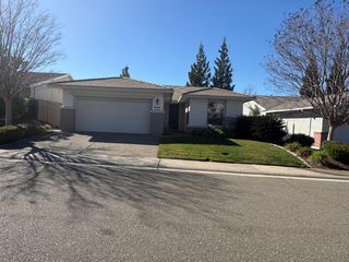 1848 Blackbird Ln, Lincoln, CA 95648