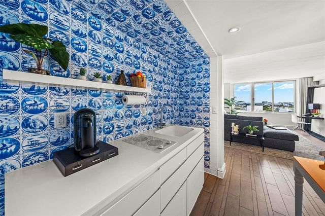 1100 West Ave 1123, Miami Beach, FL 33139