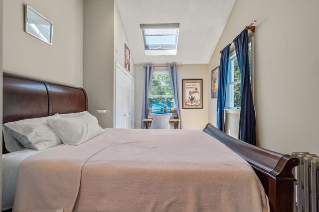 18 Lodge Road, Wayland, MA 01778