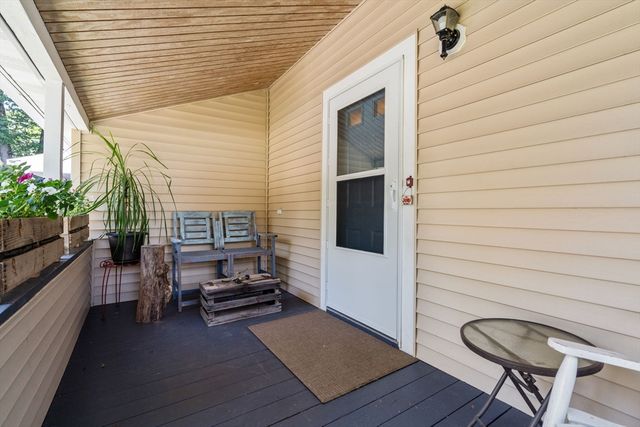 18 Lodge Road, Wayland, MA 01778