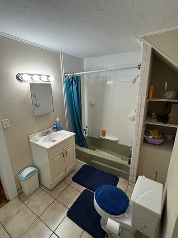 180-182 Princeton Ave 2, Waltham, MA 02451