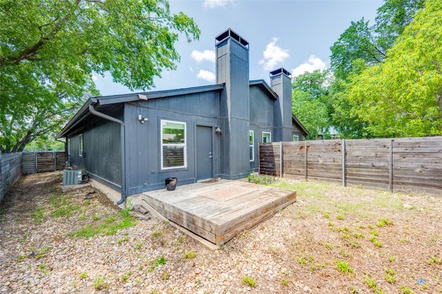 2315 Burleson RD, Austin, TX 78741