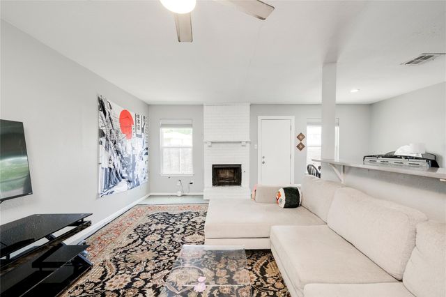 2315 Burleson RD, Austin, TX 78741