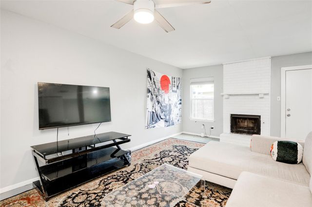 2315 Burleson RD, Austin, TX 78741