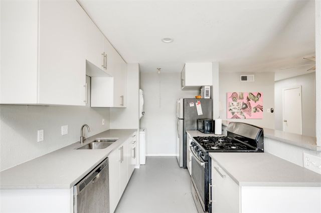 2315 Burleson RD, Austin, TX 78741