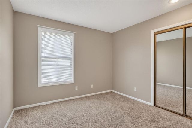 13920 DUNDEE Circle, Grandview, MO 64030