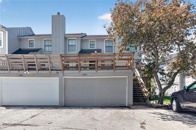13920 DUNDEE Circle, Grandview, MO 64030