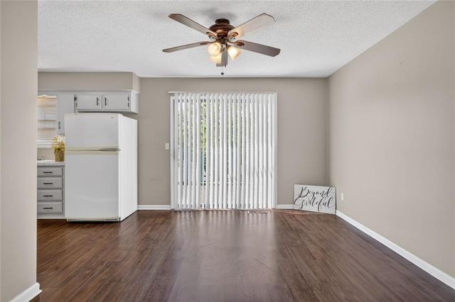 13920 DUNDEE Circle, Grandview, MO 64030