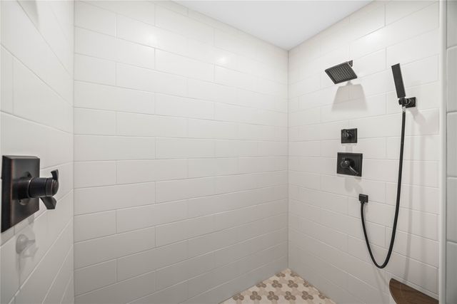 8435 NW 31st Court, Ankeny, IA 50023