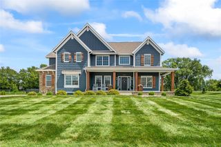 8435 NW 31st Court, Ankeny, IA 50023