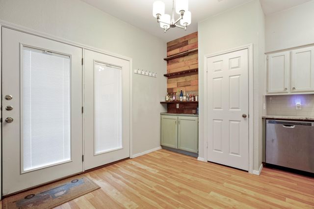 2810 Nueces ST 101, Austin, TX 78705